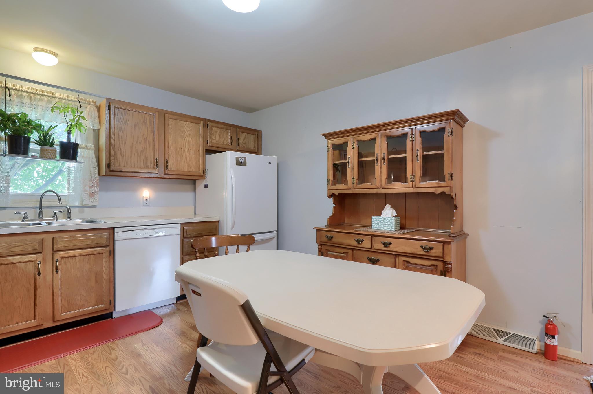 1767 Wilderness Road Lancaster, PA 17603 - Photo 7 of 27 Gallery Image 7