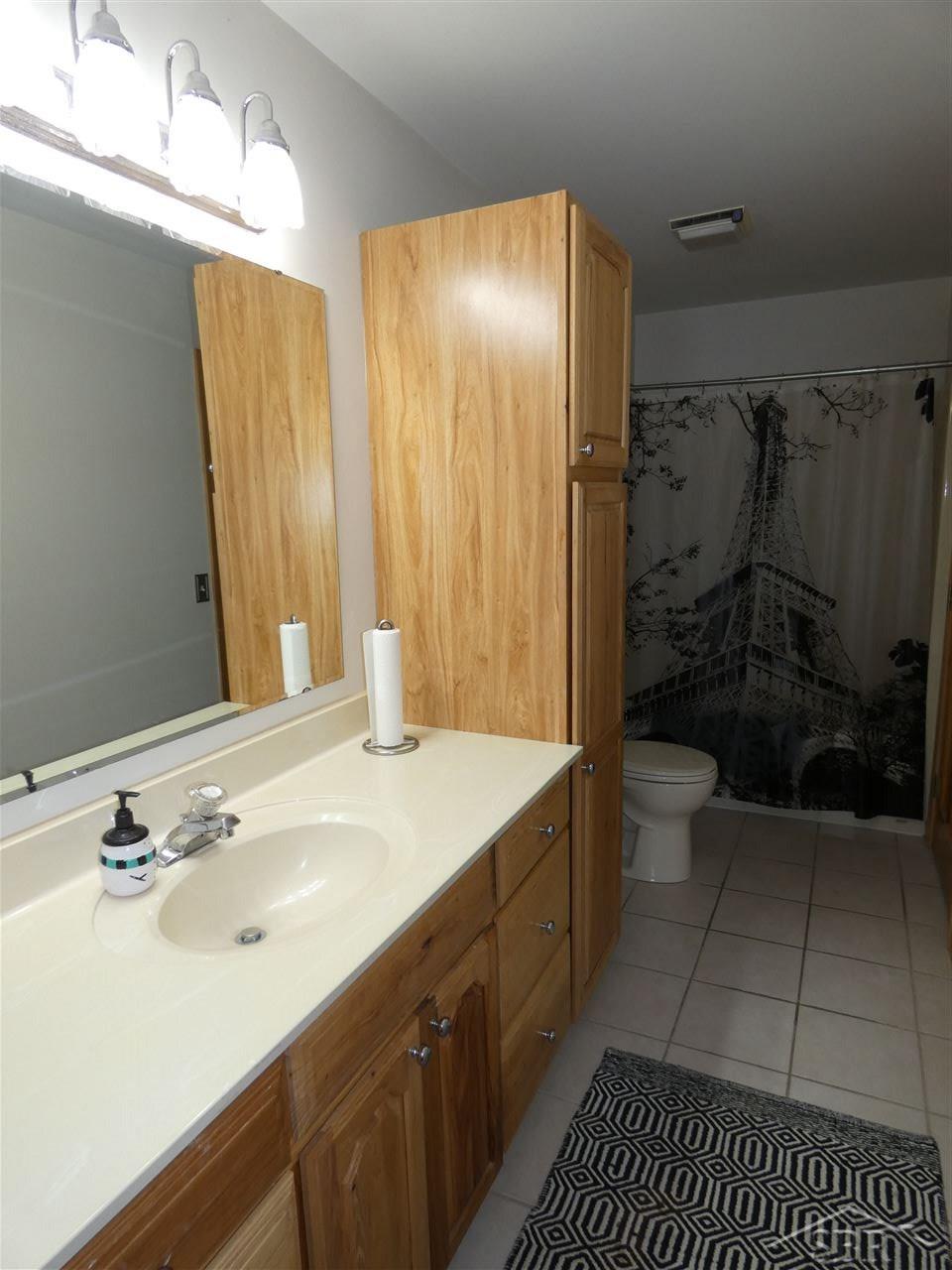 1750 Short Road Saginaw, MI 48609 - Photo 16 of 21 31369873-15.JPG