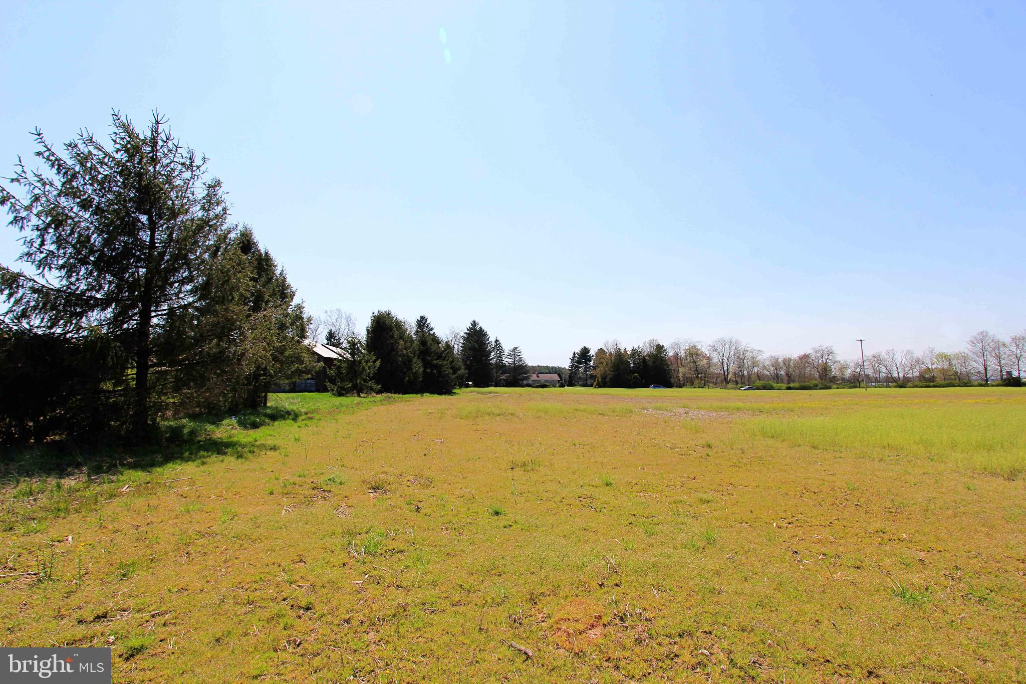 4585 Biesecker Road Dover, PA 17315 - Photo 4 of 13 Gallery Image 4