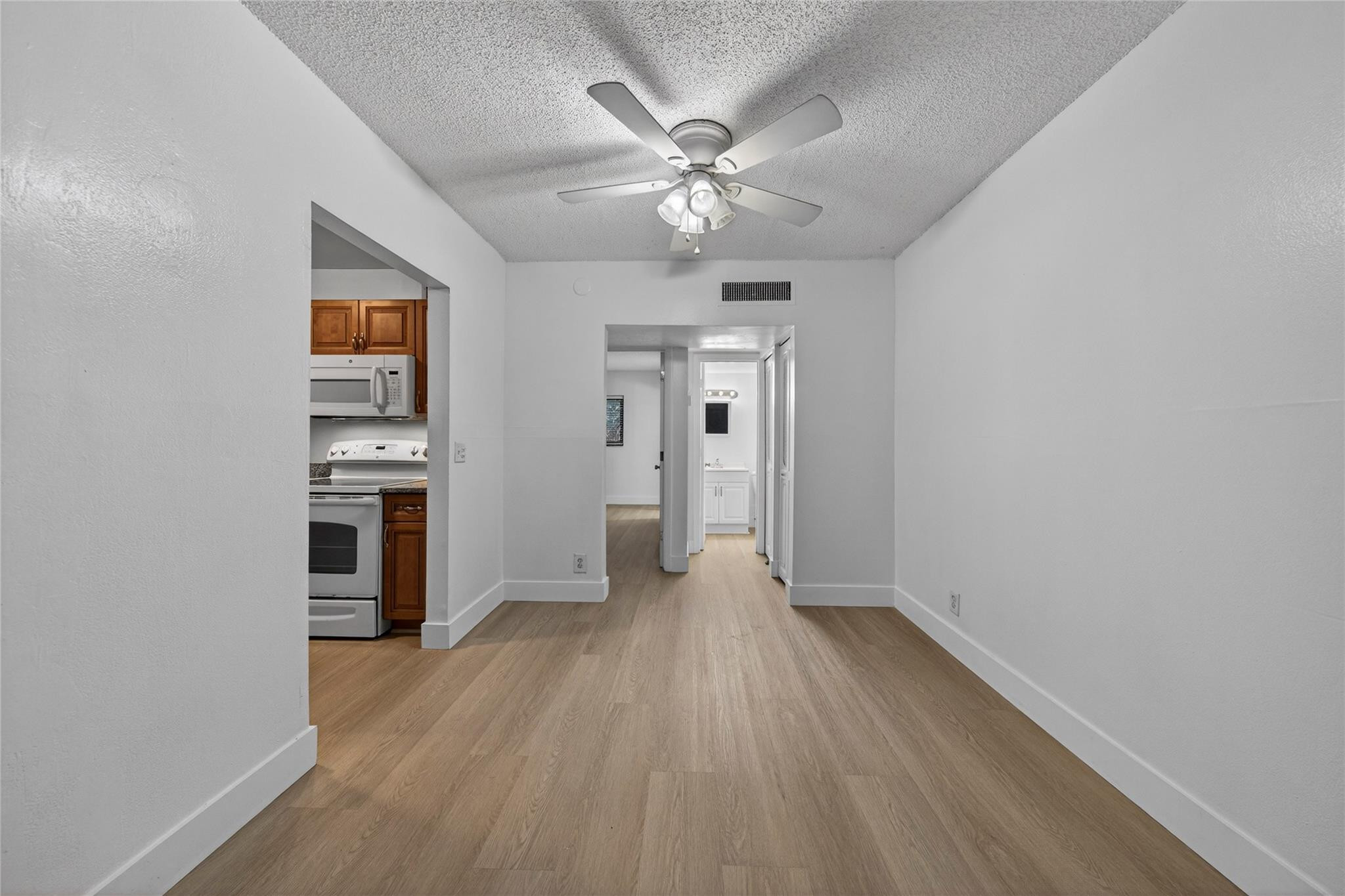 2201 Northeast 36th Street, Unit 105 Lighthouse Point, FL 33064 - Photo 7 of 25 Photo 7