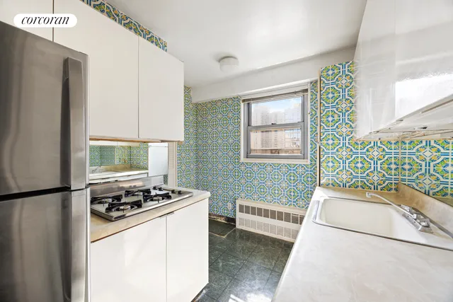 $1,450,000 | 360 East 72nd Street, Unit C2003 | Lenox Hill