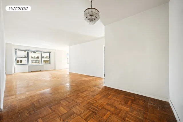 $1,450,000 | 360 East 72nd Street, Unit C2003 | Lenox Hill