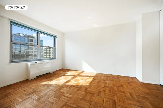 $1,450,000 | 360 East 72nd Street, Unit C2003 | Lenox Hill