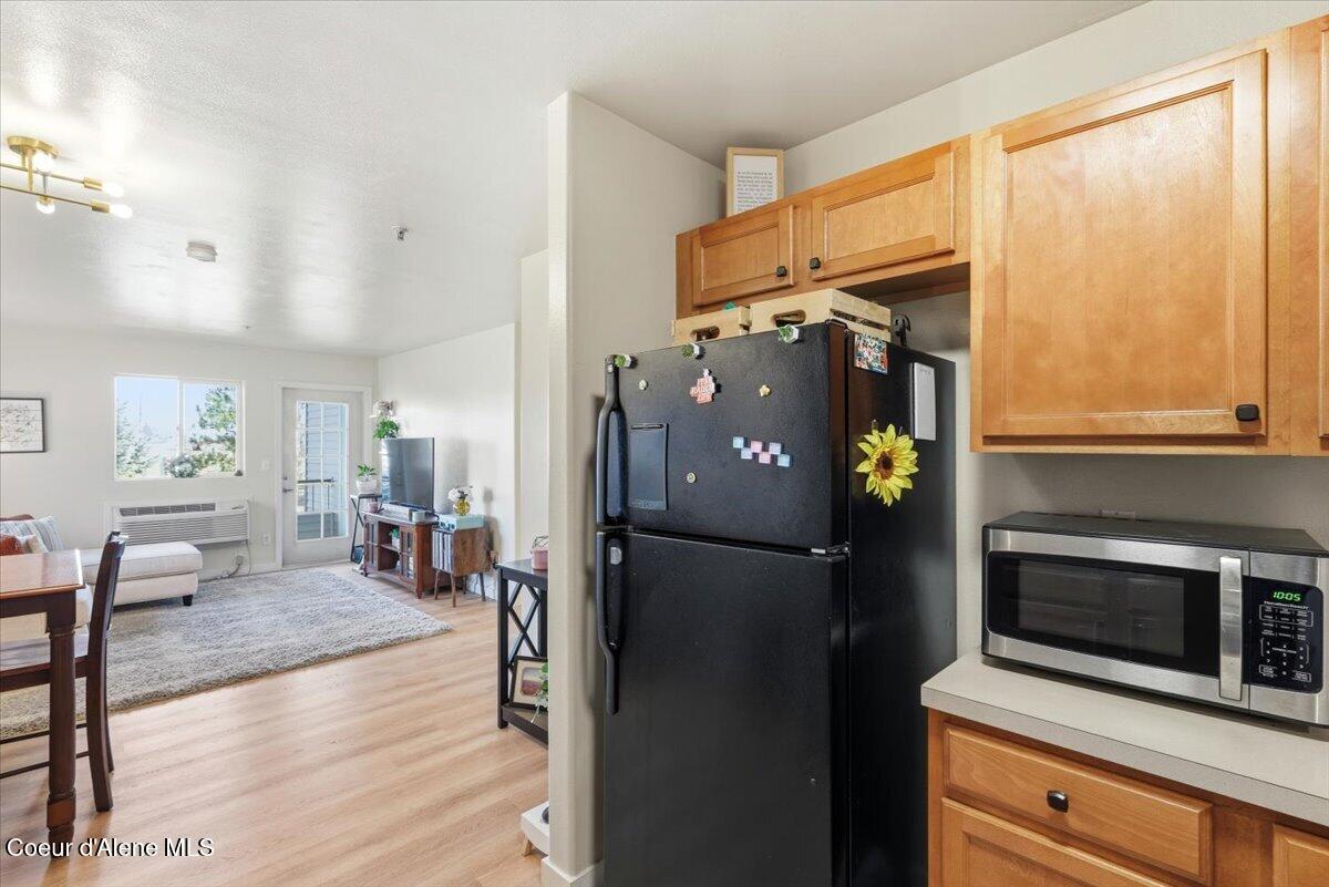 304 North Greensferry Road, Unit 202 Post Falls, ID 83854 - Photo 12 of 26 15-304 N Greensferry Rd Apt #202_RedHogM