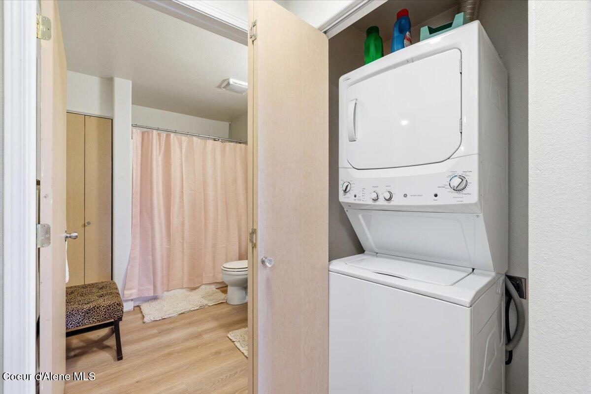 304 North Greensferry Road, Unit 202 Post Falls, ID 83854 - Photo 20 of 26 23-304 N Greensferry Rd Apt #202_RedHogM