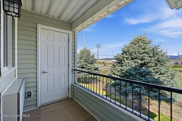 $329,999 | 304 North Greensferry Road, Unit 202, Post Falls, ID 83854