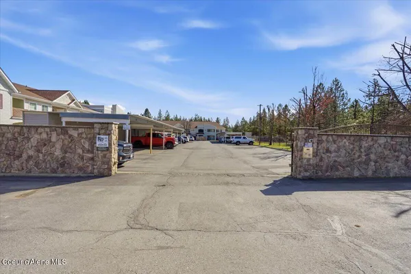 $329,999 | 304 North Greensferry Road, Unit 202, Post Falls, ID 83854
