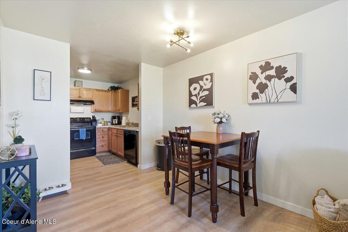 304 North Greensferry Road, Unit 202 Post Falls, ID 83854 - Photo 7 of 26 10-304 N Greensferry Rd Apt #202_RedHogM