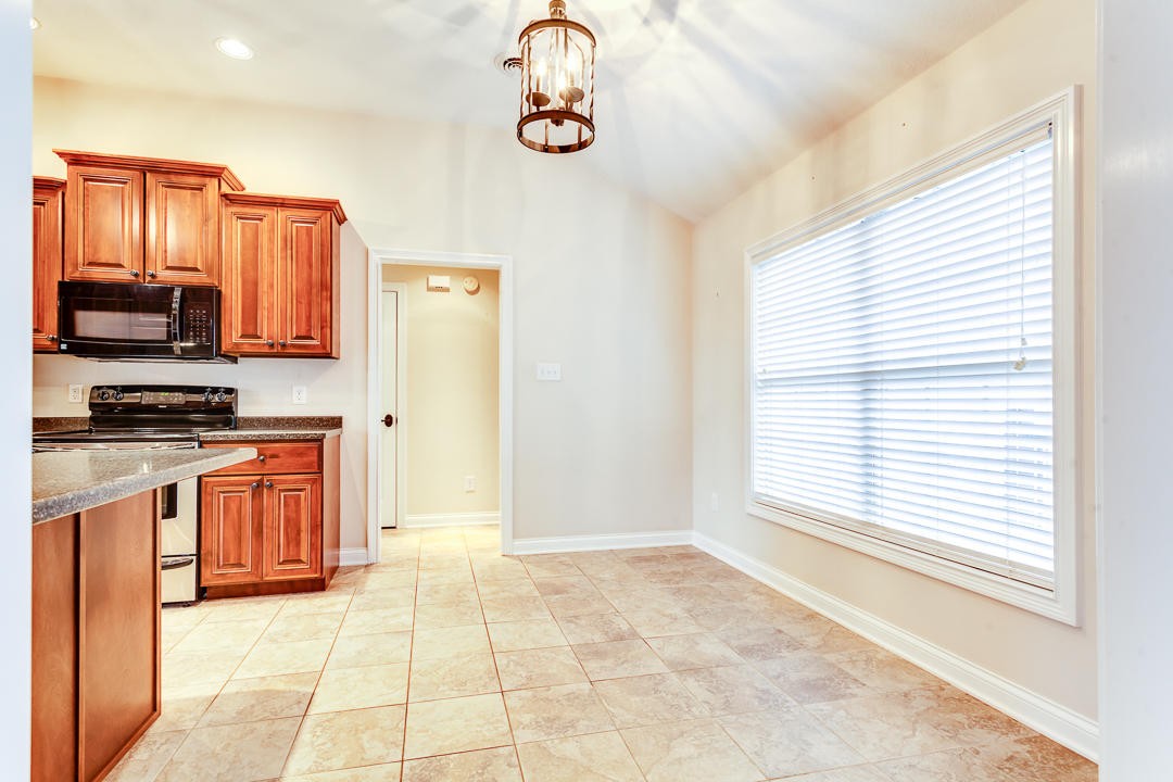 6068 Whisper Ridge Lane Corryton, TN 37721 - Photo 13 of 38 Gallery Image 13