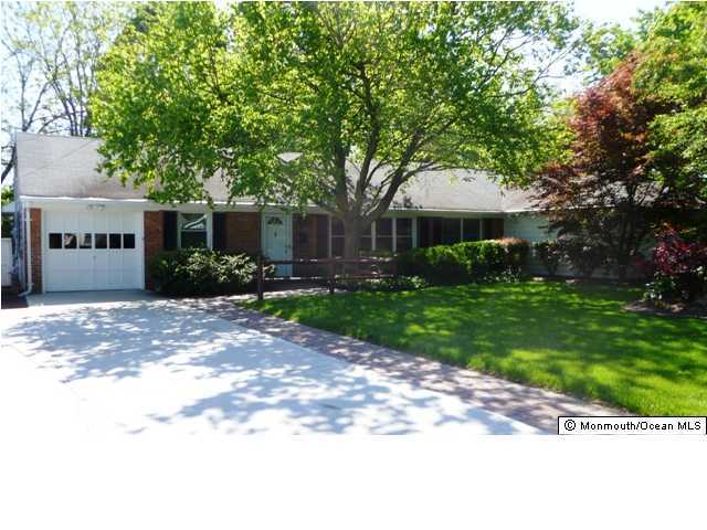 486 Brook Road Middletown, NJ 07701 - Photo 1 of 3 Primary Photo