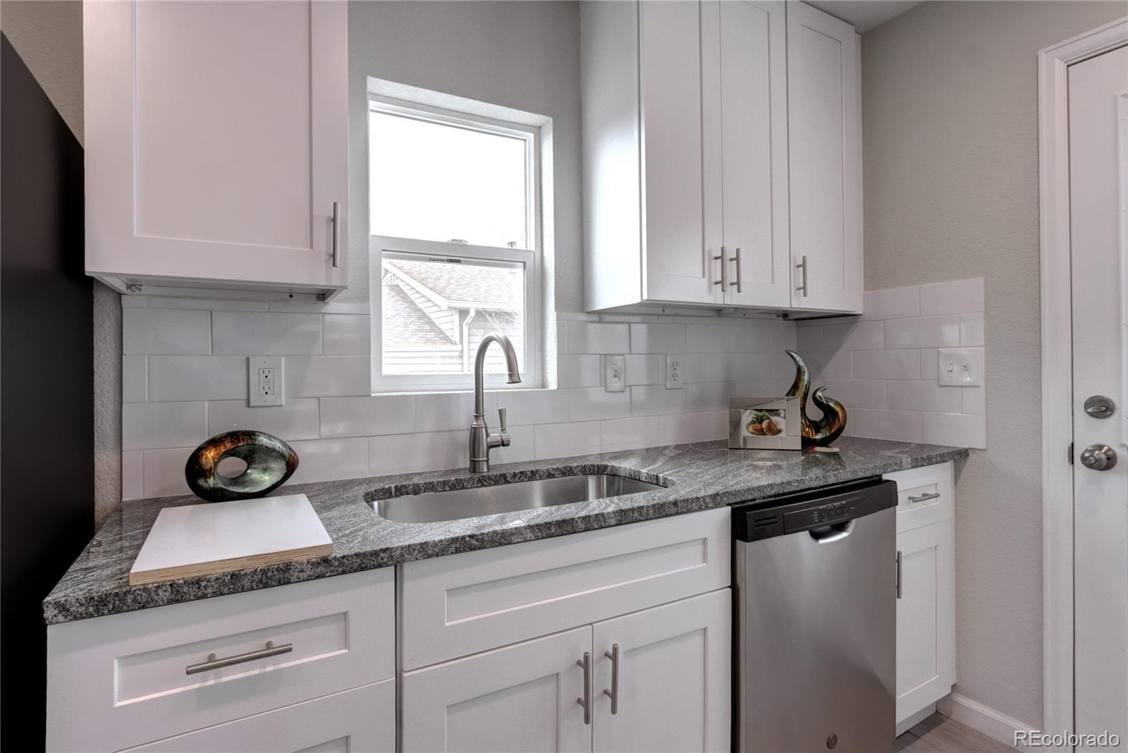 285 Raleigh Street Denver, CO 80219 - Photo 11 of 35 Gallery Image 11