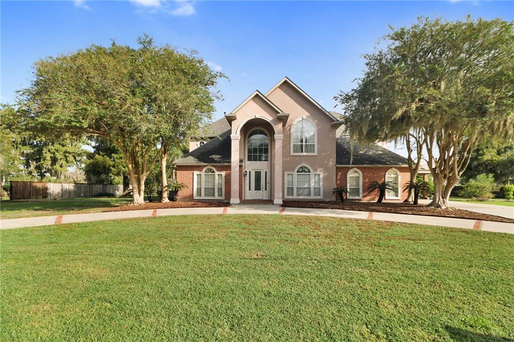 2557 Crestwood Road Marrero, LA 70072 - Photo 2 of 34