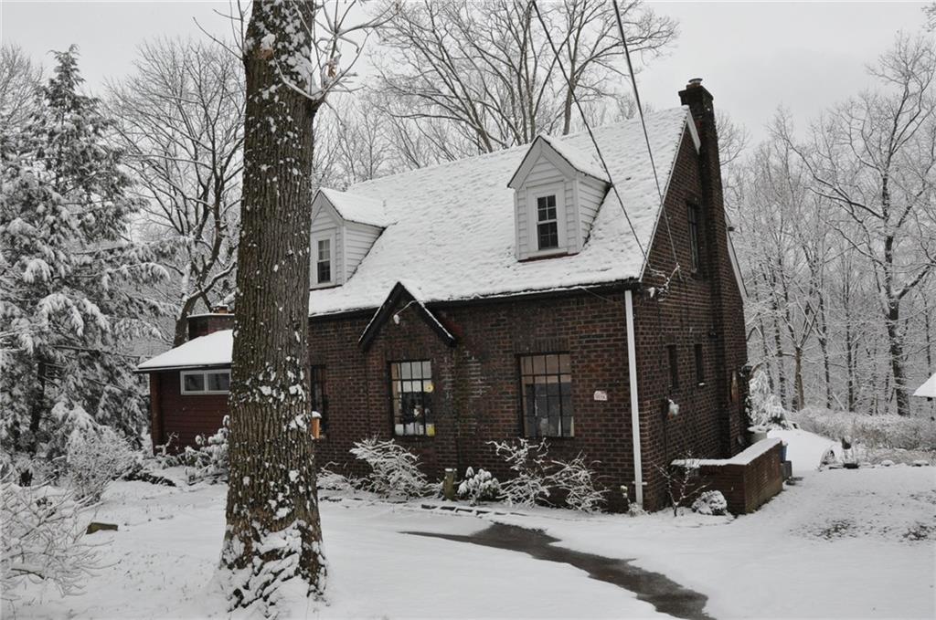 612 Waldheim Road Pittsburgh, PA 15215 - Photo 9 of 12 Darling cape cod on a lovely 1.28 acre lot.