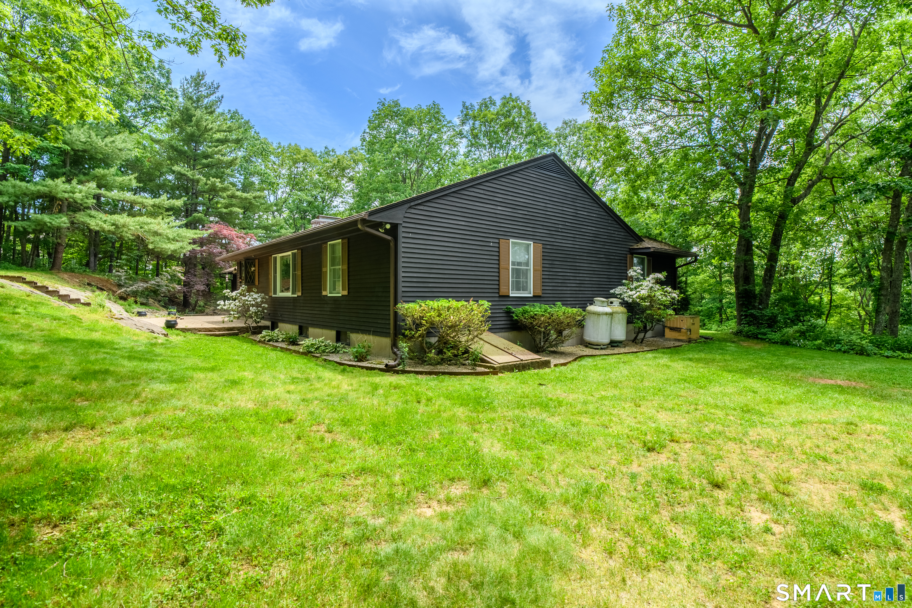 1020 Bartholomew Road Middletown, CT 06457 - Photo 36 of 40