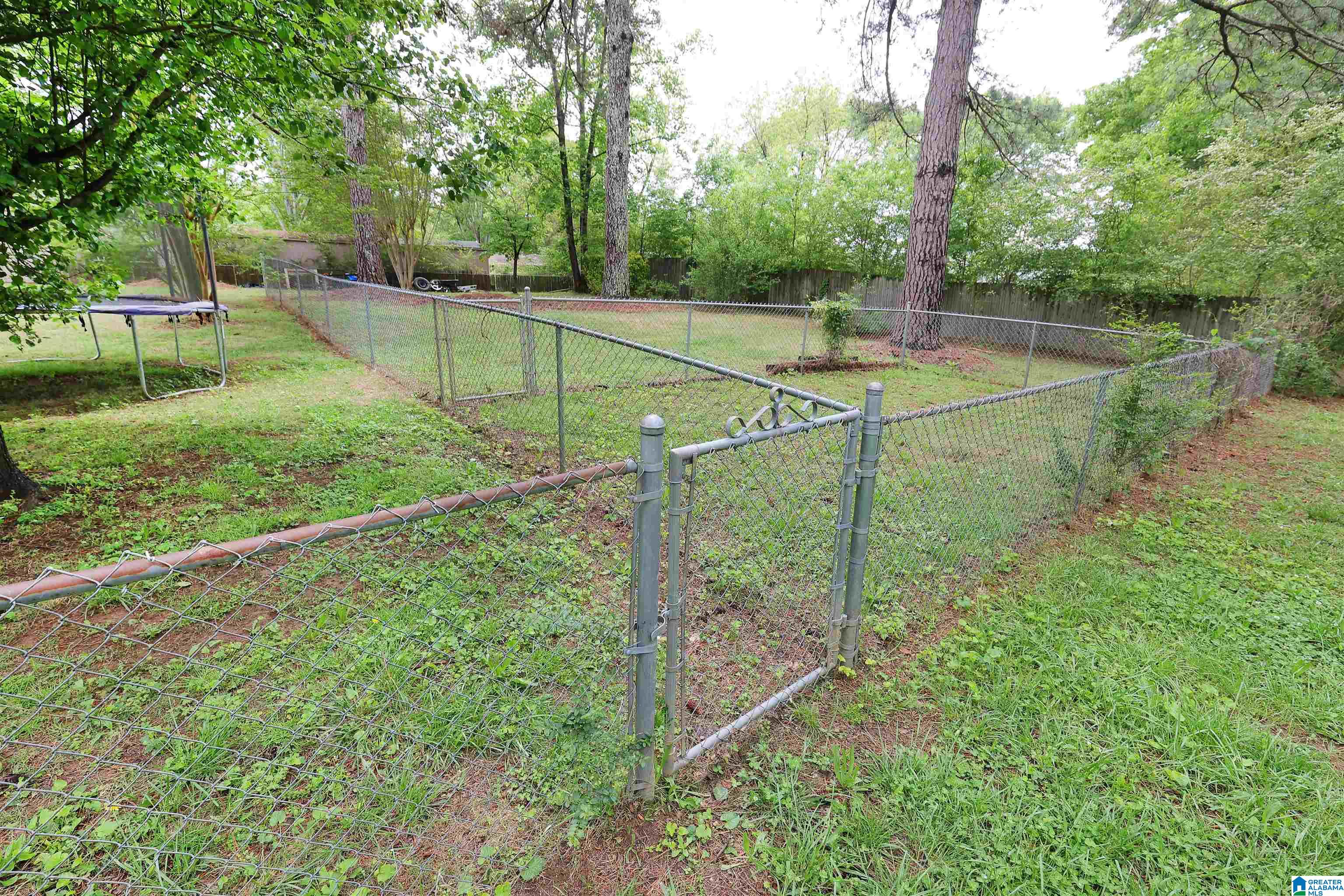 702 Bain Avenue Weaver, AL 36277 - Photo 36 of 40