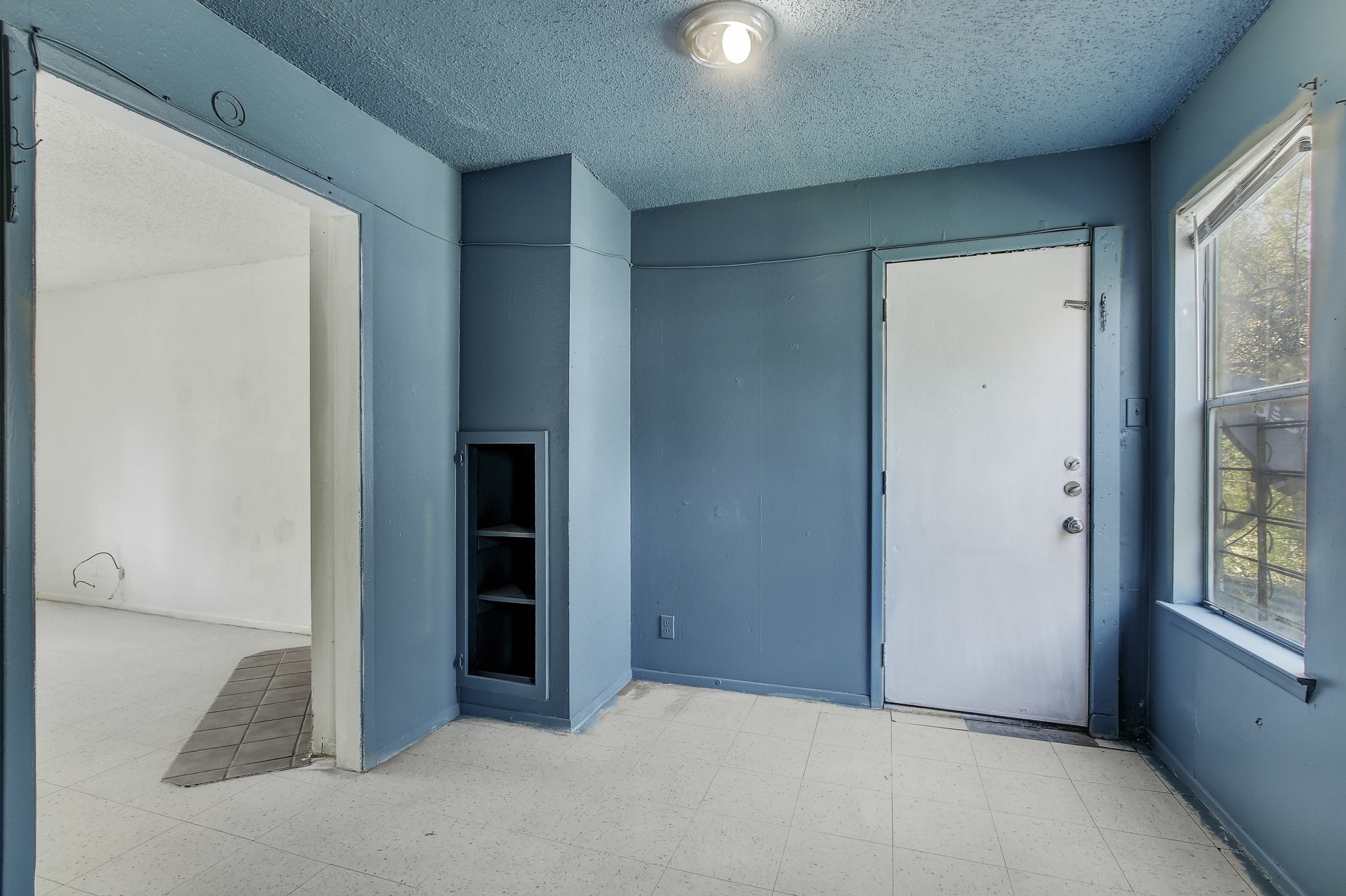 6207 Adalee Avenue Austin, TX 78723 - Photo 8 of 39