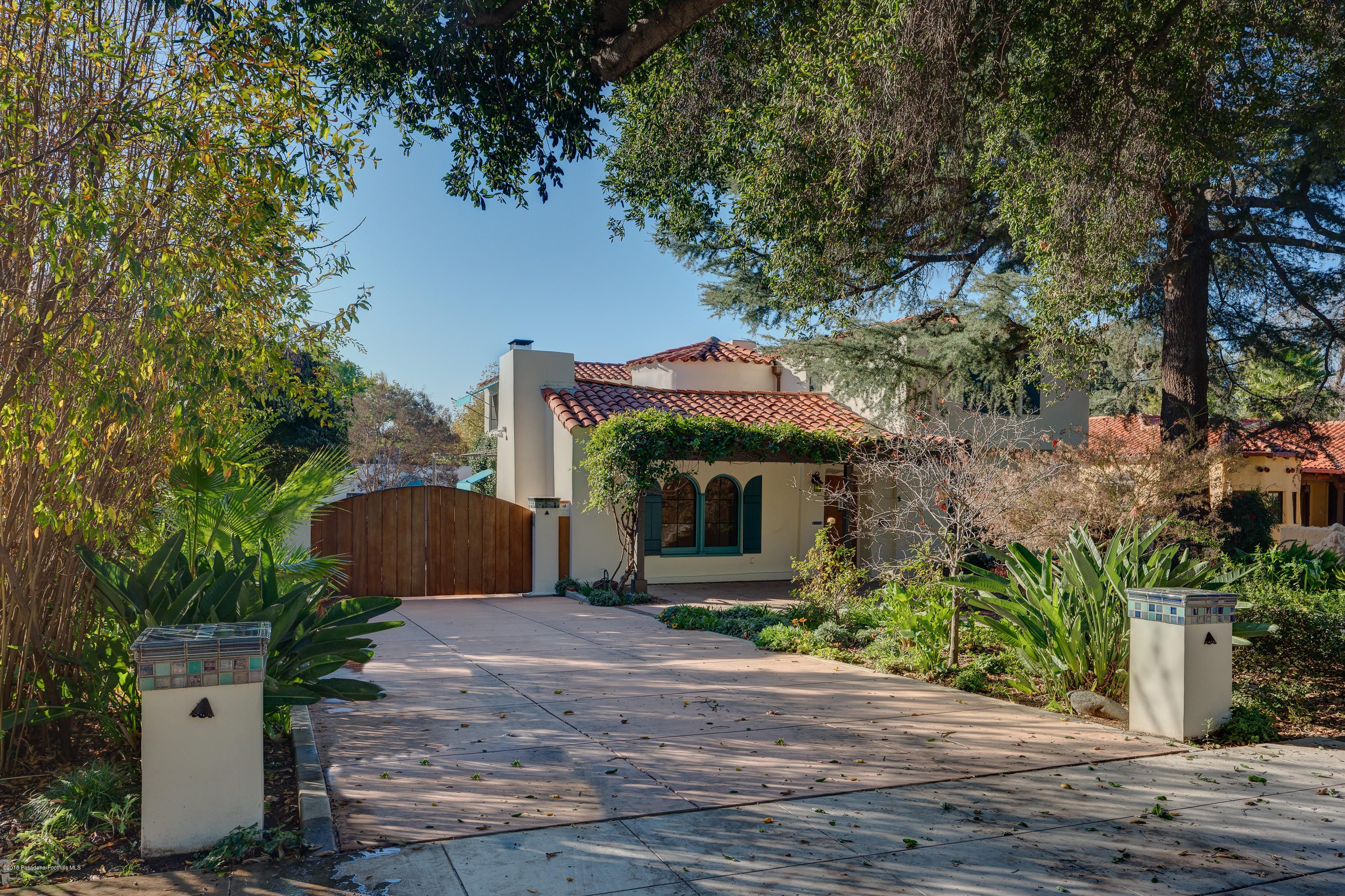 1070 Atchison Street Pasadena, CA 91104 - Photo 4 of 6 egpimaging_1070Atchison_001_MLS