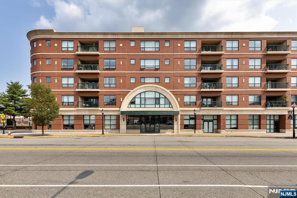 1 Orient Way, Unit 211 Rutherford, NJ 07070 - Photo 2 of 31