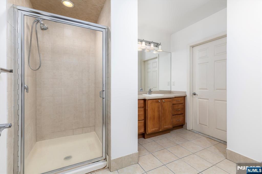 1 Orient Way, Unit 211 Rutherford, NJ 07070 - Photo 27 of 31