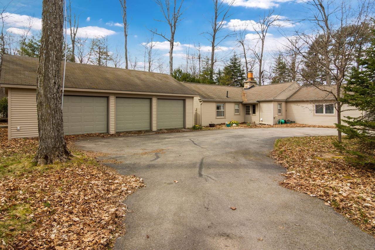 9357 Fairview Road Williamsburg, MI 49690 - Photo 11 of 55