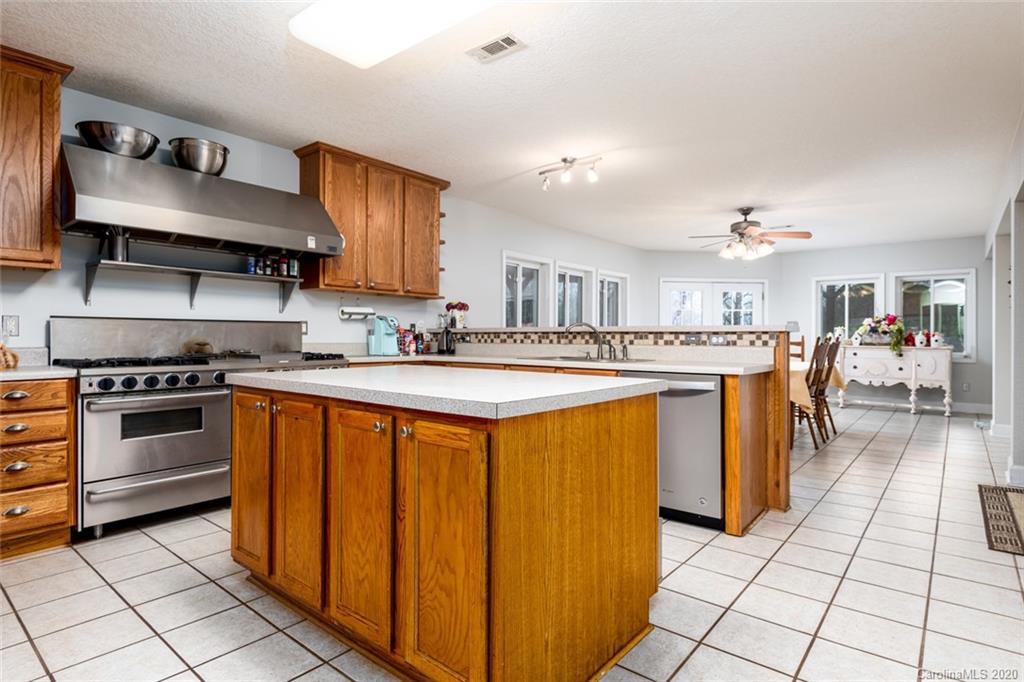 4628 Carswell Road Valdese, NC 28690 - Photo 13 of 35 Gallery Image 13