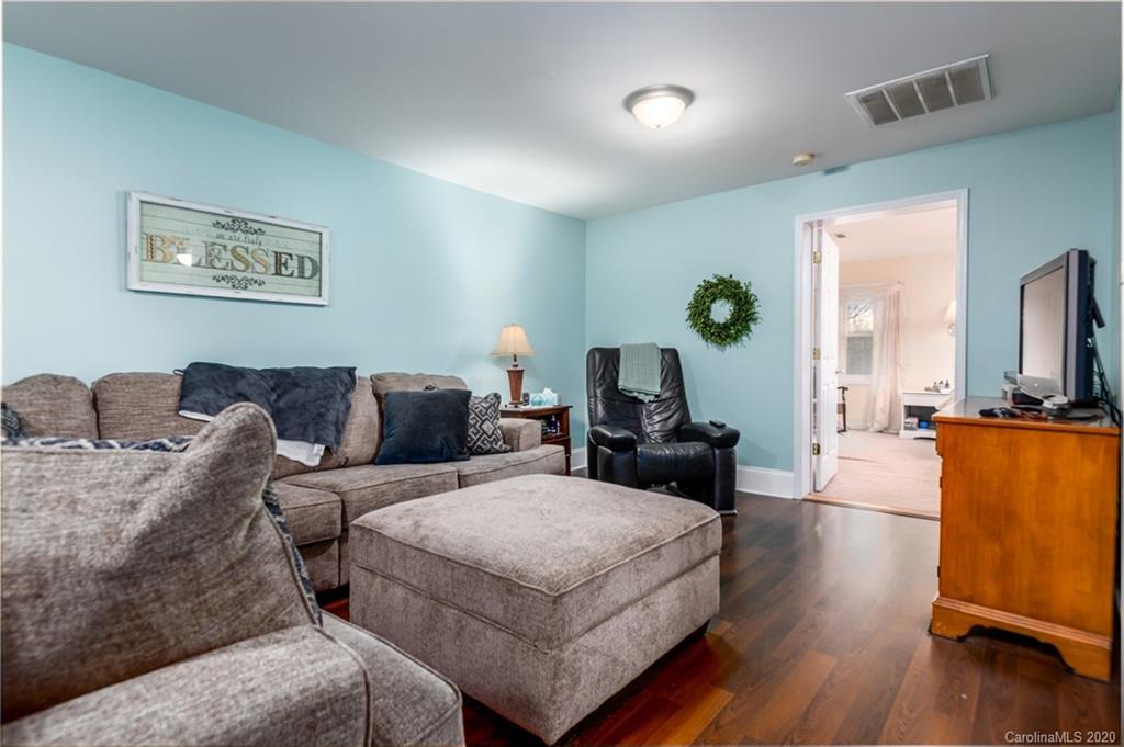 4628 Carswell Road Valdese, NC 28690 - Photo 31 of 35 Gallery Image 31