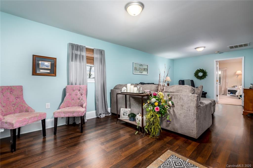 4628 Carswell Road Valdese, NC 28690 - Photo 32 of 35 Gallery Image 32