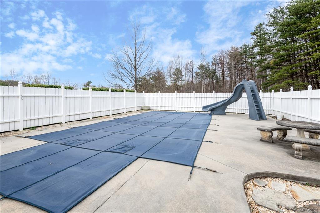 4628 Carswell Road Valdese, NC 28690 - Photo 33 of 35 Gallery Image 33