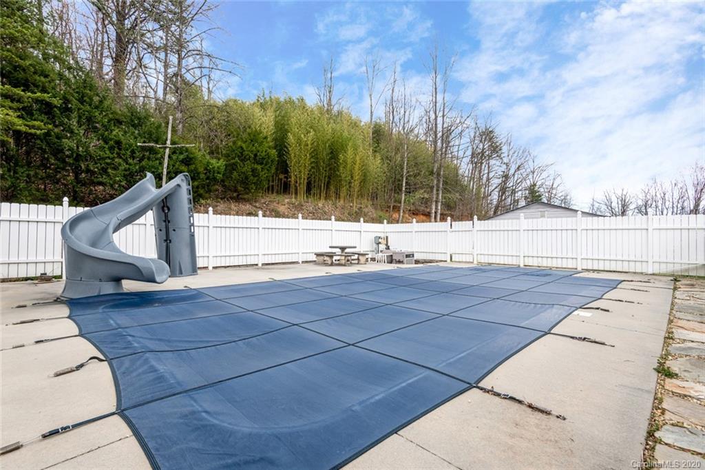 4628 Carswell Road Valdese, NC 28690 - Photo 34 of 35 Gallery Image 34