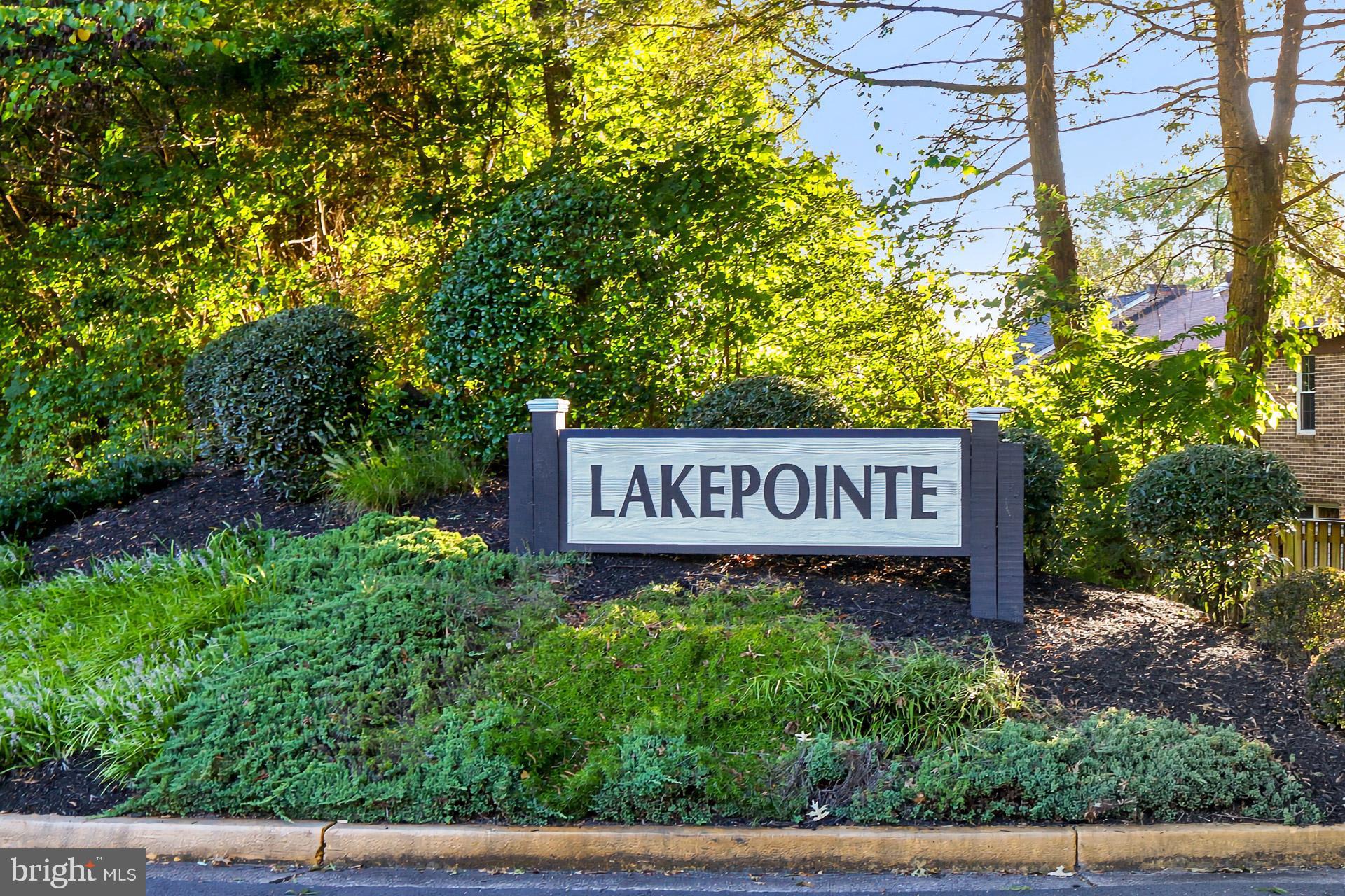 9849 Lakepointe Drive Burke, VA 22015 - Photo 24 of 27 Marquee