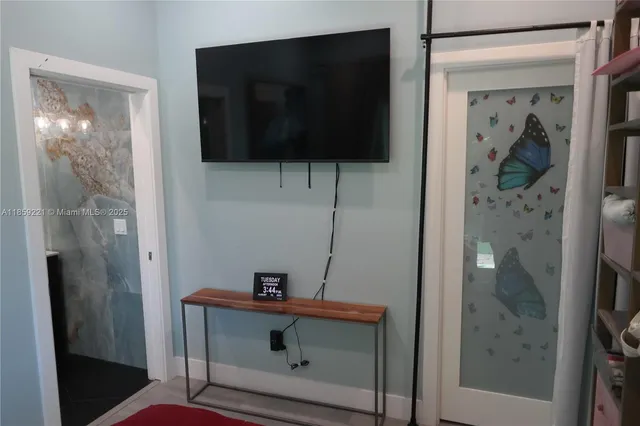 $799,000 | 524 Northeast 27th Drive, Wilton Manors, FL 33334