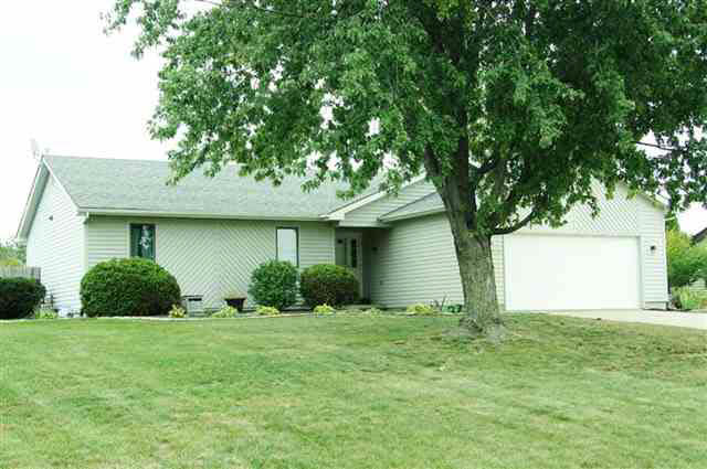 1154 North Riverwood Ranch Road Warsaw, IN 46580 - Photo 1 of 13 Gallery Image 1