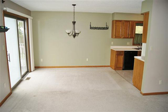 1154 North Riverwood Ranch Road Warsaw, IN 46580 - Photo 3 of 13 Gallery Image 3