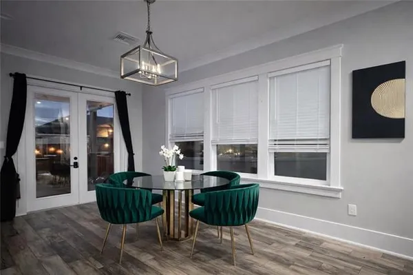 $320,000 | 2408 Lloyds Avenue, Chalmette, LA 70043