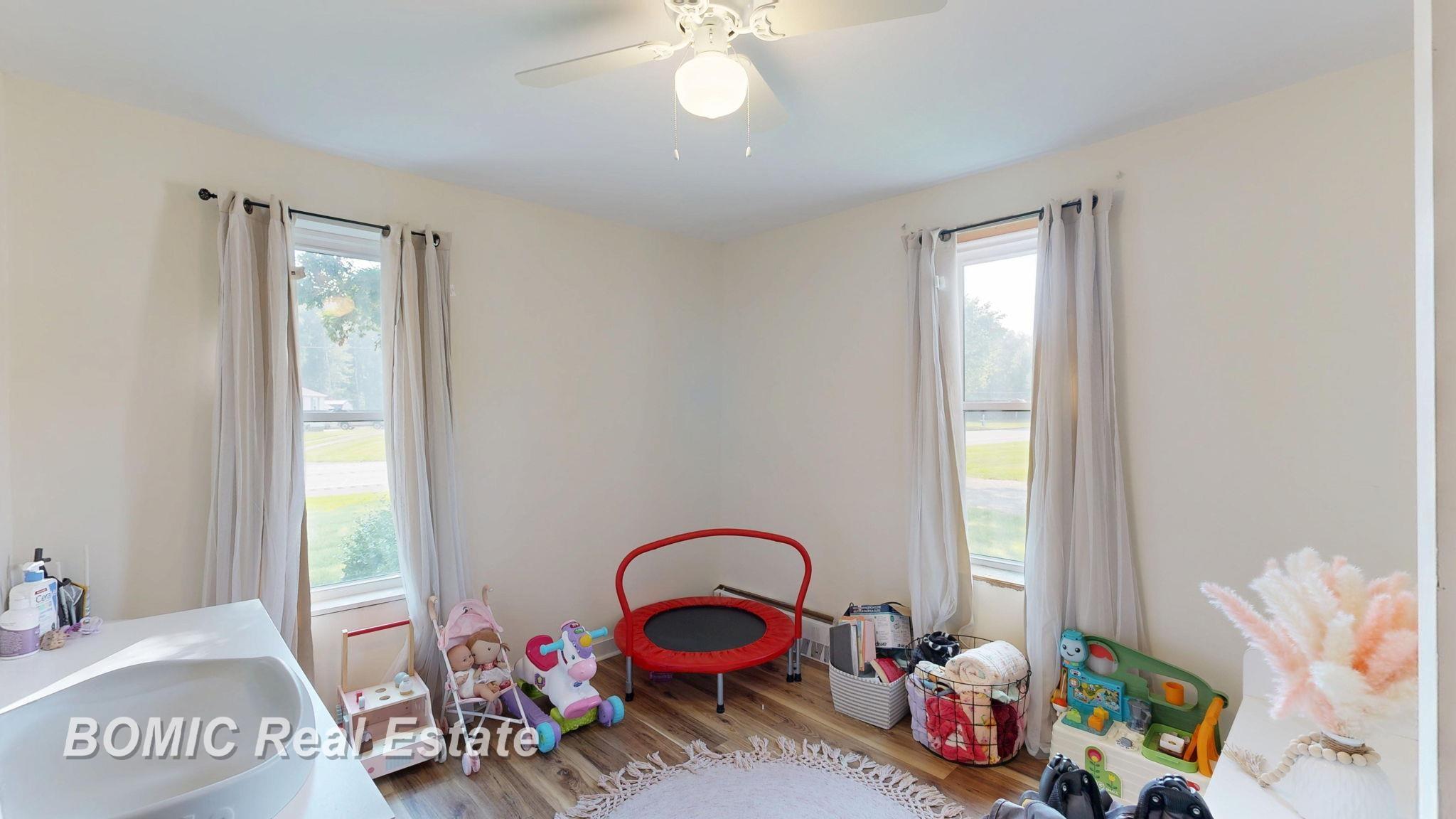 6685 State Road Millington, MI 48746 - Photo 11 of 34 50182019-ceae0a68-e1ca-4ae6-b599-789685d1cba8.JPG
