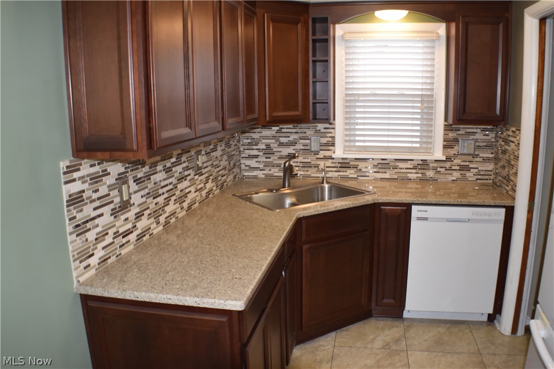 1803 Rush Road Wickliffe, OH 44092 - Photo 10 of 21 Gallery Image 10