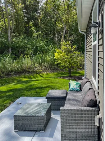 $325,000 | 1175 Sonoma Court, Pingree Grove, IL 60140