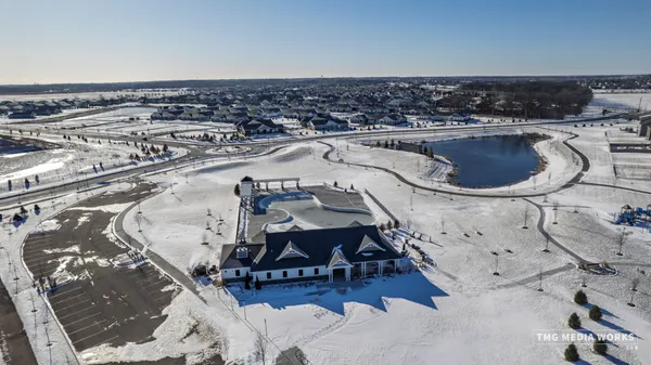 $325,000 | 1175 Sonoma Court, Pingree Grove, IL 60140