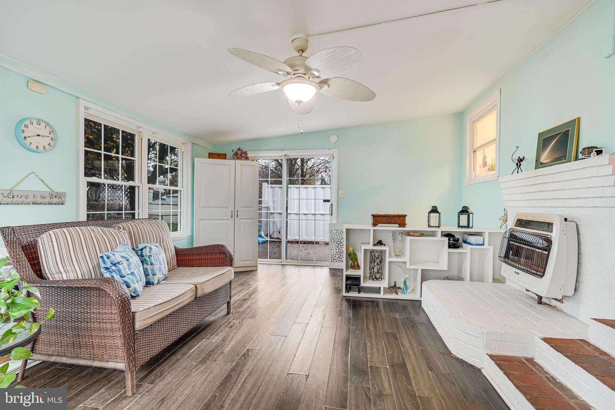 1116 Young Place Frederick, MD 21702 - Photo 20 of 31 Four Season Room