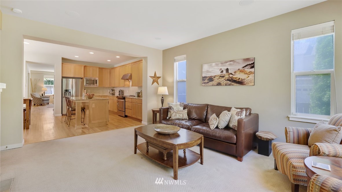 5400 Northeast 6th Court Renton, WA 98059 - Photo 16 of 38 Gallery Image 16