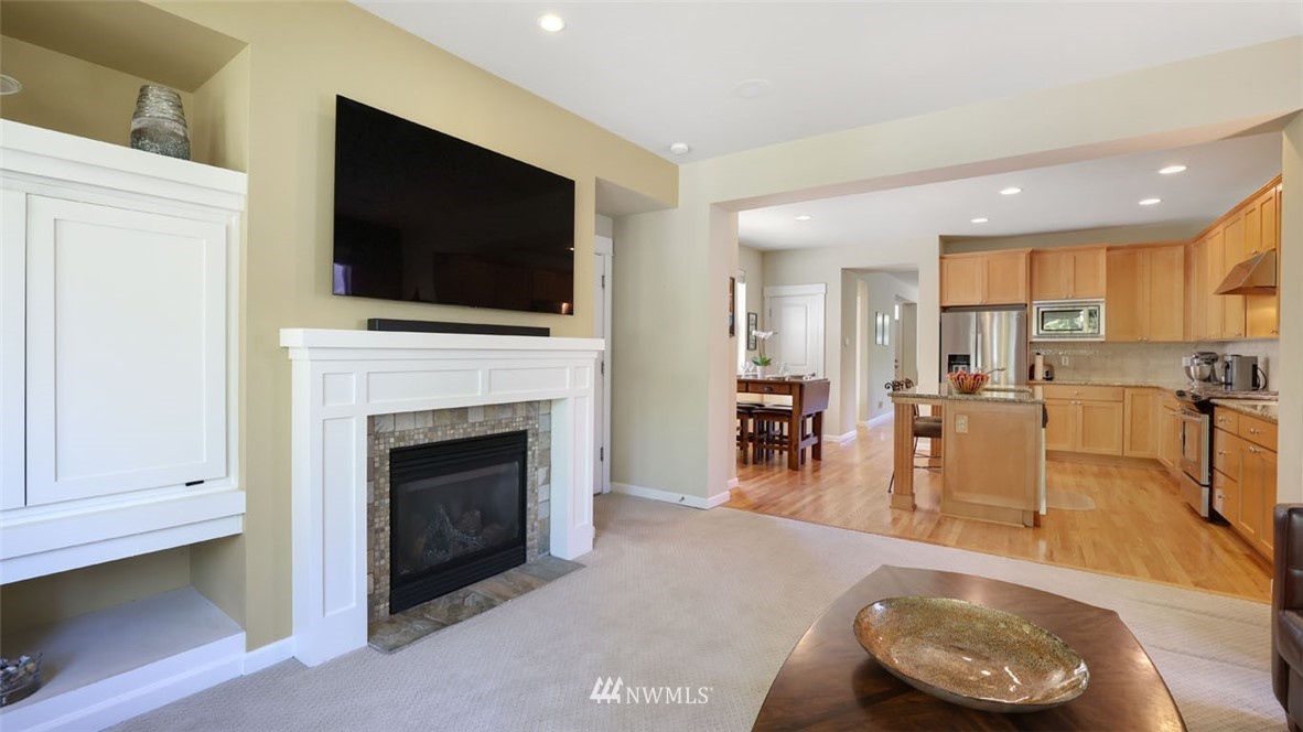 5400 Northeast 6th Court Renton, WA 98059 - Photo 17 of 38 Gallery Image 17