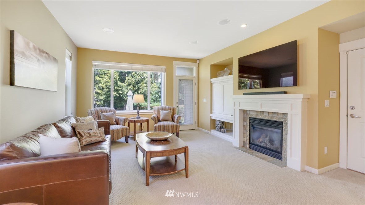 5400 Northeast 6th Court Renton, WA 98059 - Photo 19 of 38 Gallery Image 19