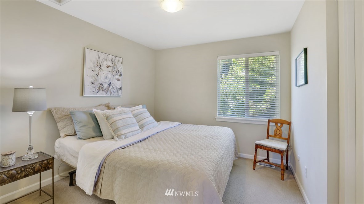 5400 Northeast 6th Court Renton, WA 98059 - Photo 29 of 38 Gallery Image 29