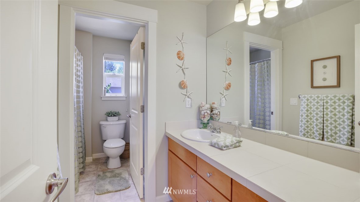 5400 Northeast 6th Court Renton, WA 98059 - Photo 31 of 38 Gallery Image 31