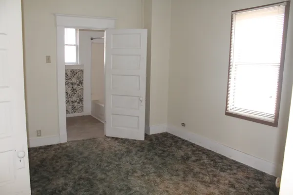 $59,900 | 610 West Cherry Street, Unit 2, Carbondale, IL 62901