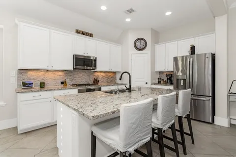 $560,000 | 251 Soaring Pines Place, Montgomery, TX 77316