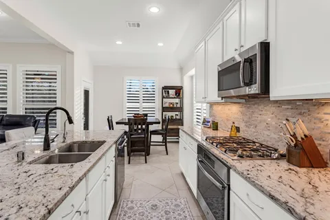 $560,000 | 251 Soaring Pines Place, Montgomery, TX 77316