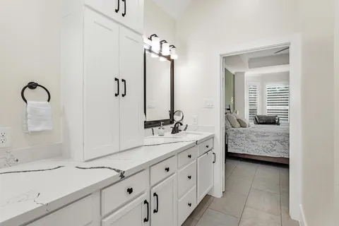 $560,000 | 251 Soaring Pines Place, Montgomery, TX 77316