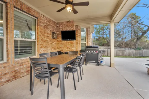 $560,000 | 251 Soaring Pines Place, Montgomery, TX 77316