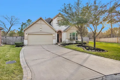 $560,000 | 251 Soaring Pines Place, Montgomery, TX 77316